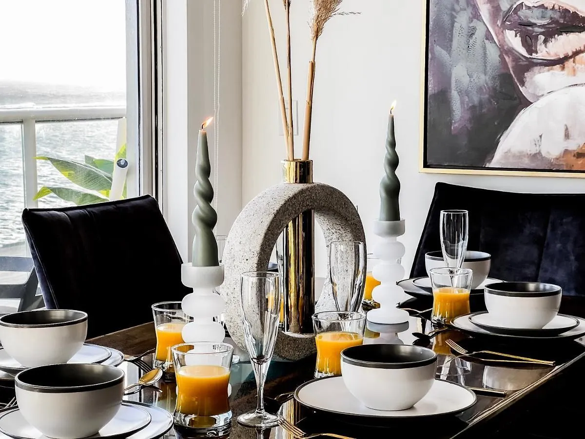 Upscaled And Modern Oceanfront Apartment Oranjestad