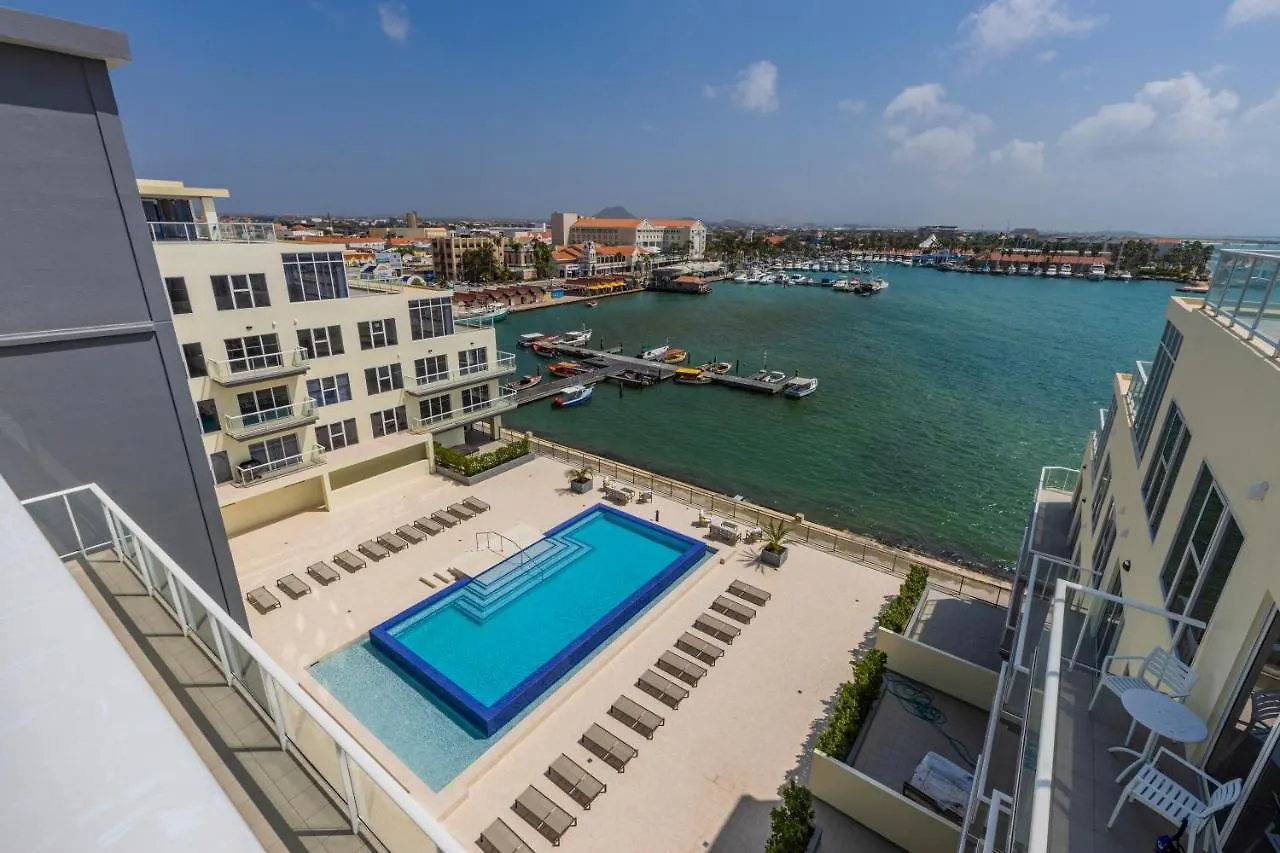 Upscaled And Modern Oceanfront Apartment Oranjestad