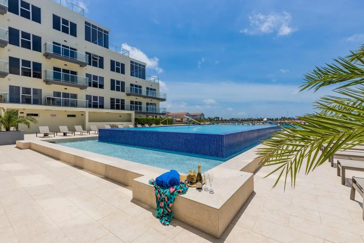 Upscaled And Modern Oceanfront Apartment Oranjestad